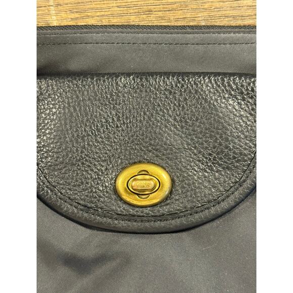 Designer x Coach A2022-868 Nylon/Leather Crossbody bag w/ Purple Floral Lining - Picture 14 of 14